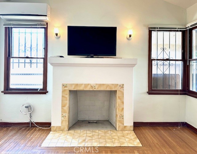 MLS #WS25261603 image #5