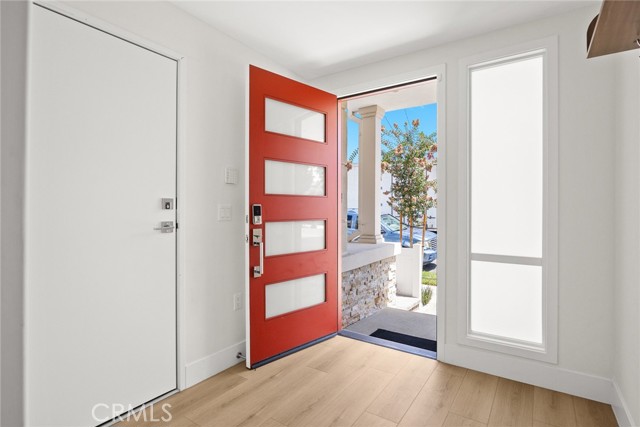 MLS #WS25261698 image #6