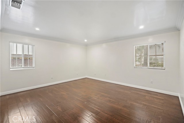 MLS #WS25261873 image #20