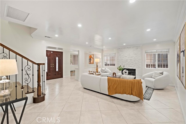 MLS #WS25261873 image #4