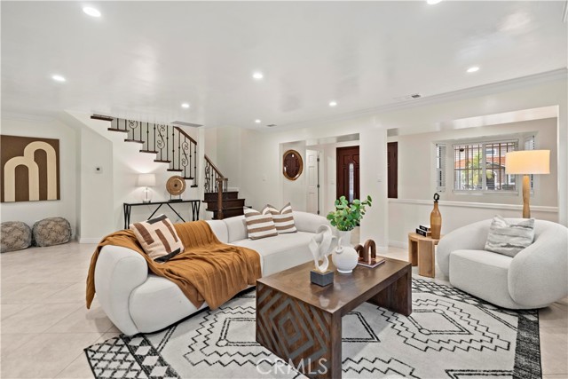 MLS #WS25261873 image #5