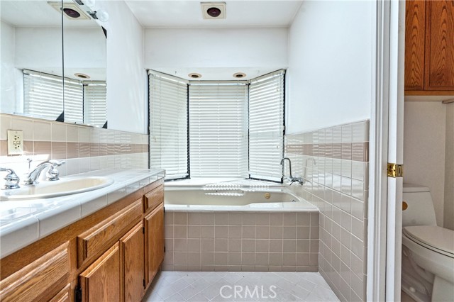 MLS #WS25261917 image #10