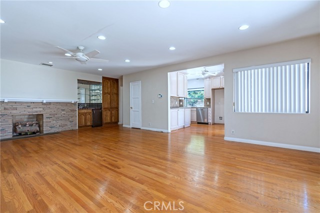 MLS #WS25261917 image #5