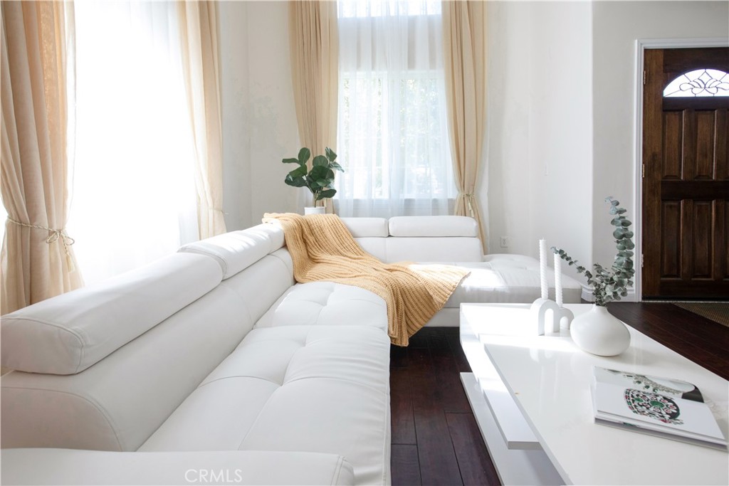 MLS #WS25262097 image #20