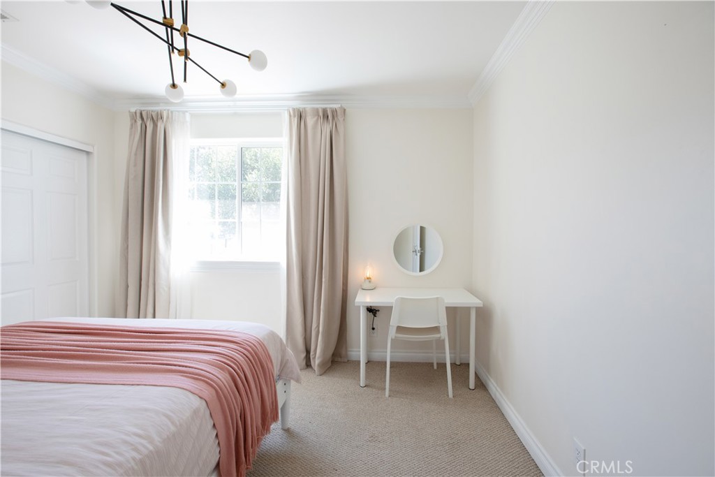 MLS #WS25262097 image #8