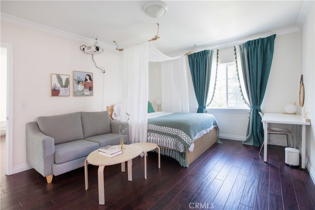 MLS #WS25262097 image #9