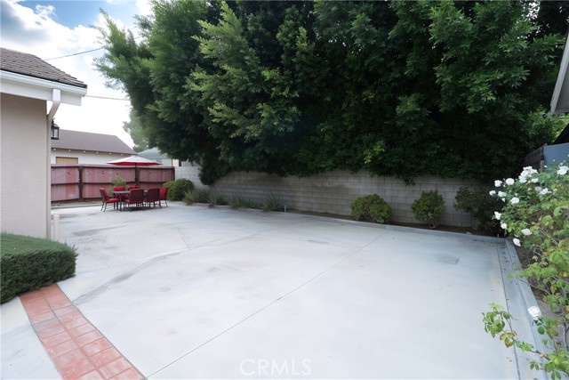 MLS #WS25262097 image #12