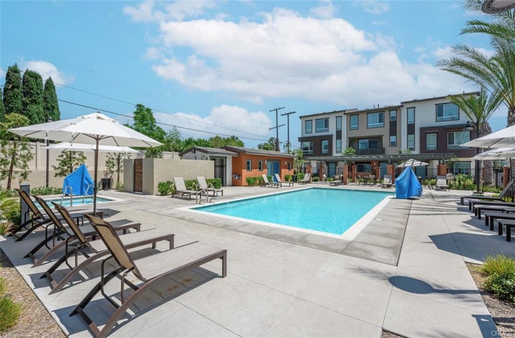 MLS #WS25262176 image #4