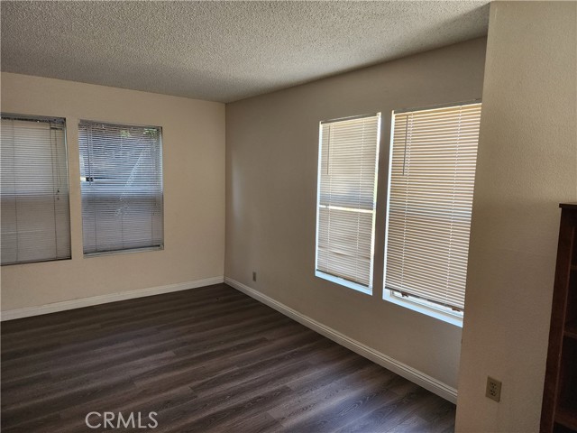 MLS #WS25262233 image #5