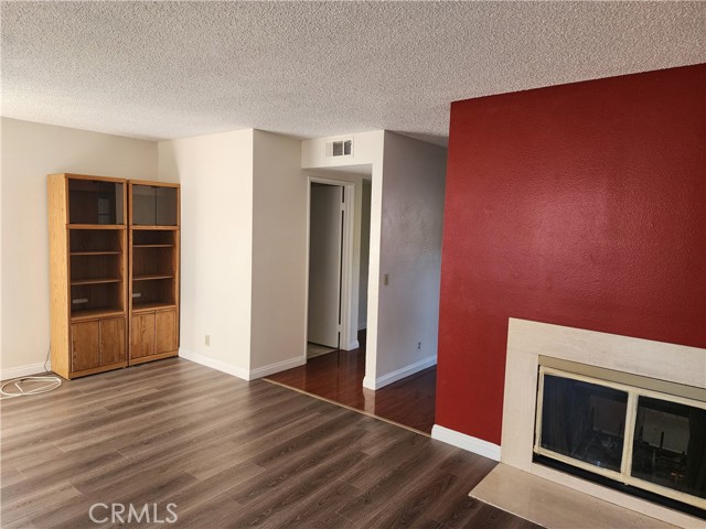 MLS #WS25262233 image #6