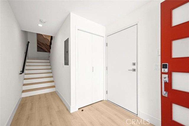 MLS #WS25261698 image #7