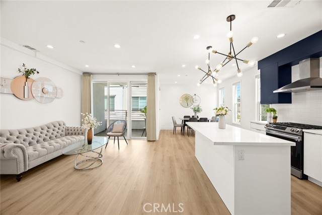 MLS #WS25261698 image #9