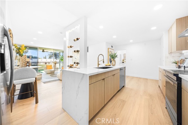 MLS #WS25262410 image #9