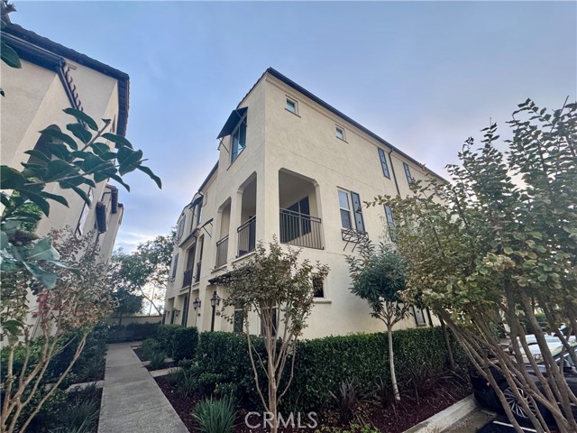 MLS #WS25262676 image #2