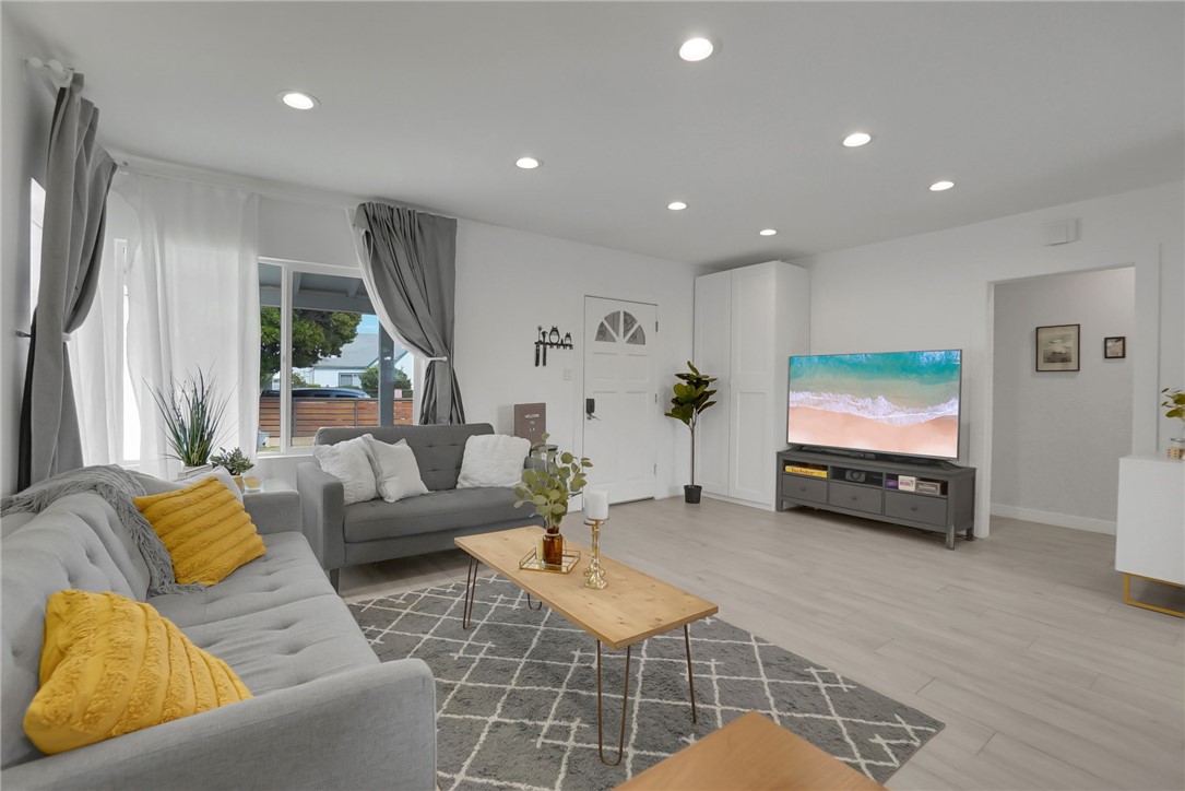 MLS #WS25262744 image #5