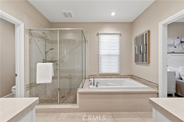 MLS #WS25262777 image #10