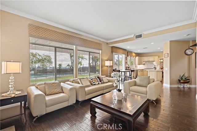 MLS #WS25262794 image #10