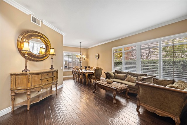 MLS #WS25262794 image #3