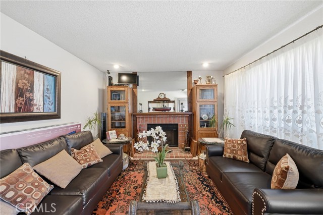 MLS #WS25262875 image #7