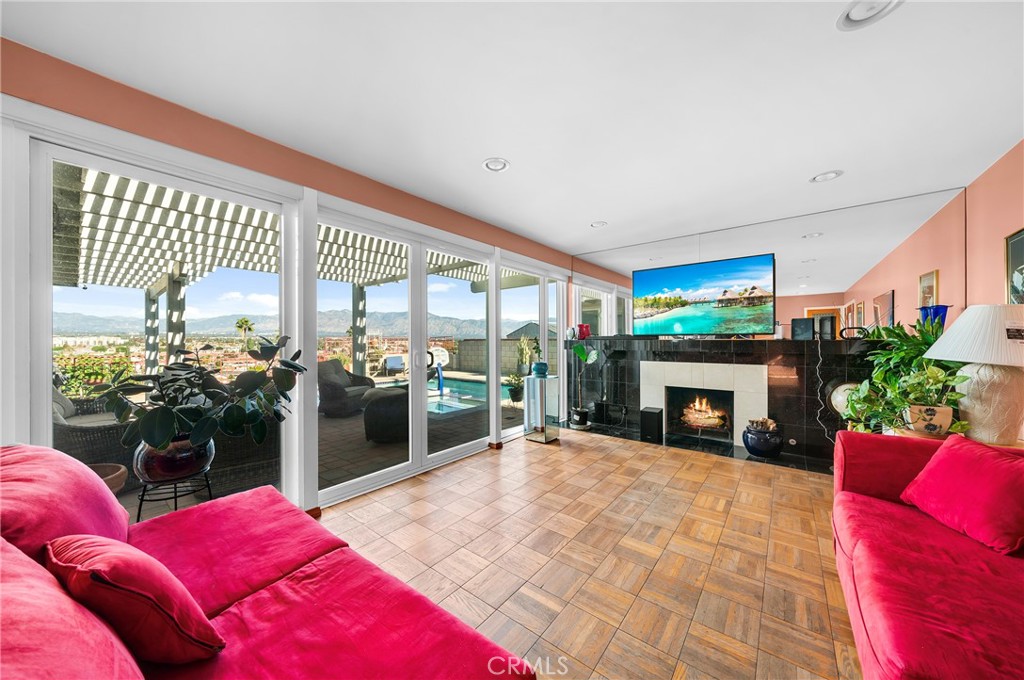 MLS #WS25263257 image #5