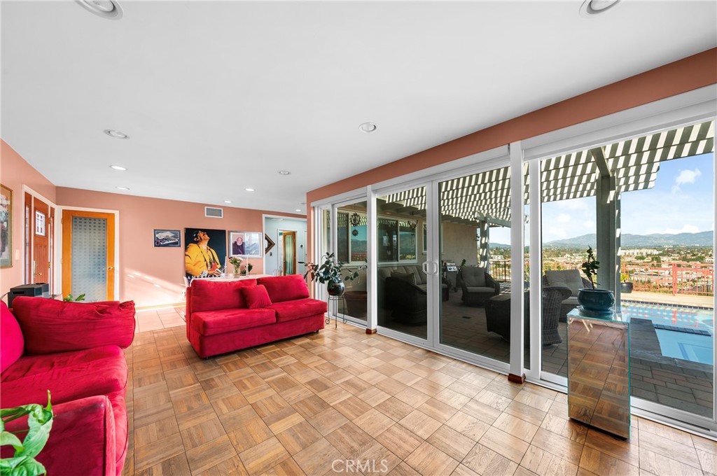 MLS #WS25263257 image #7