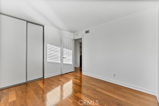 MLS #WS25263355 image #35