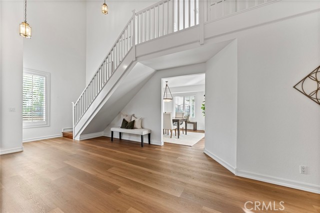 MLS #WS25263355 image #6