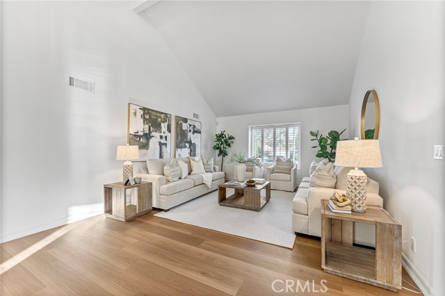 MLS #WS25263355 image #8