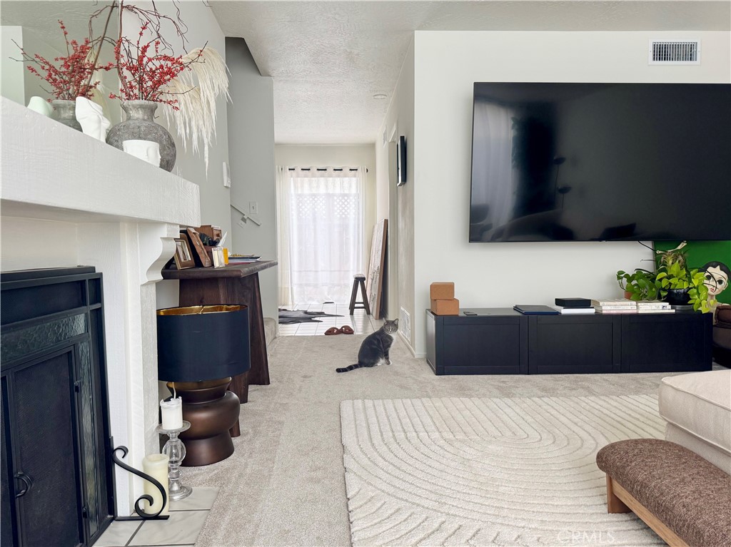 MLS #WS25263465 image #2