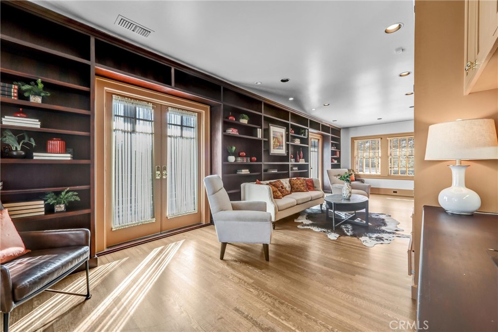 MLS #WS25263497 image #34