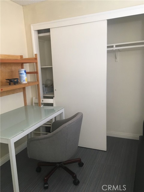 MLS #WS25263794 image #6