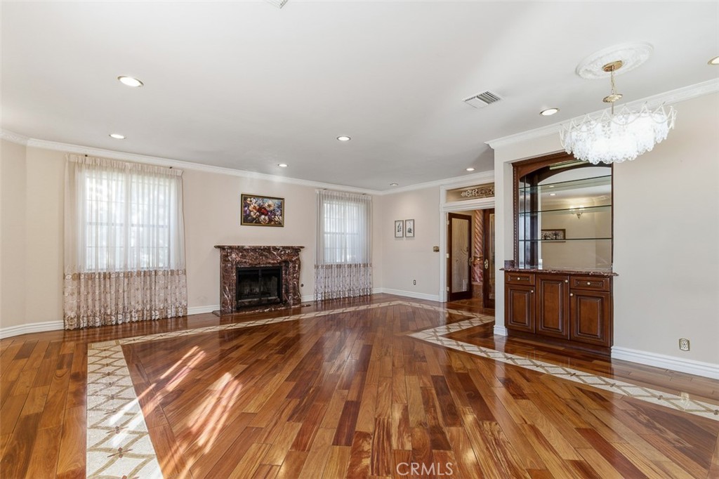 MLS #WS25263863 image #7