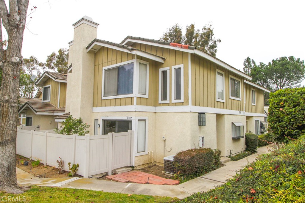 MLS #WS25263993 image #1