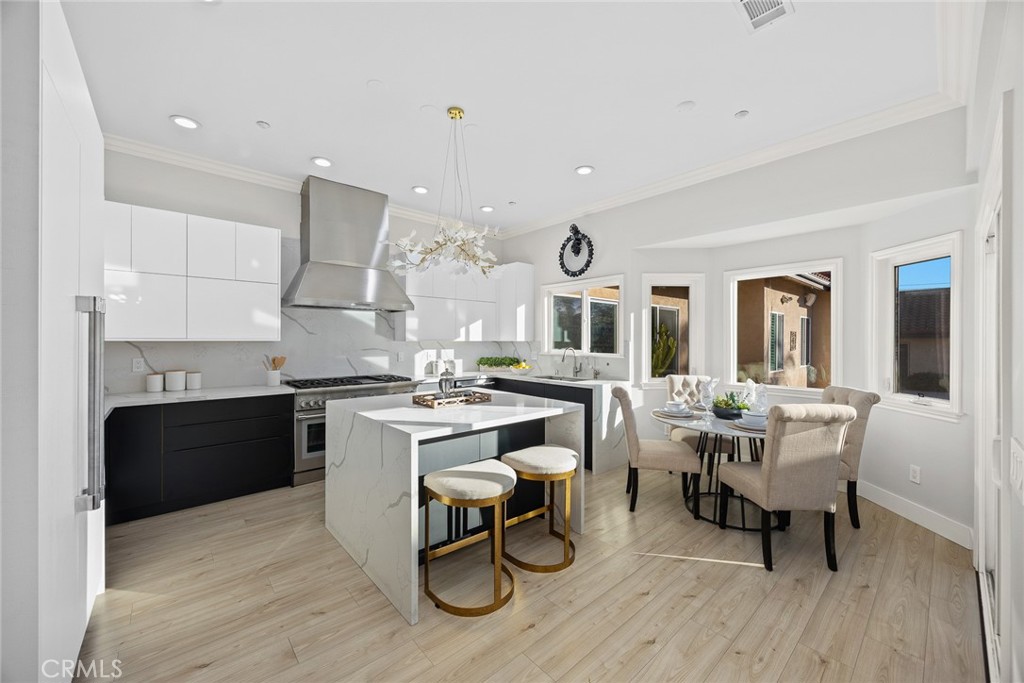 MLS #WS25264004 image #15