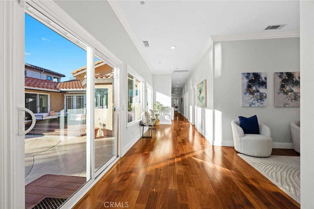 MLS #WS25264004 image #27