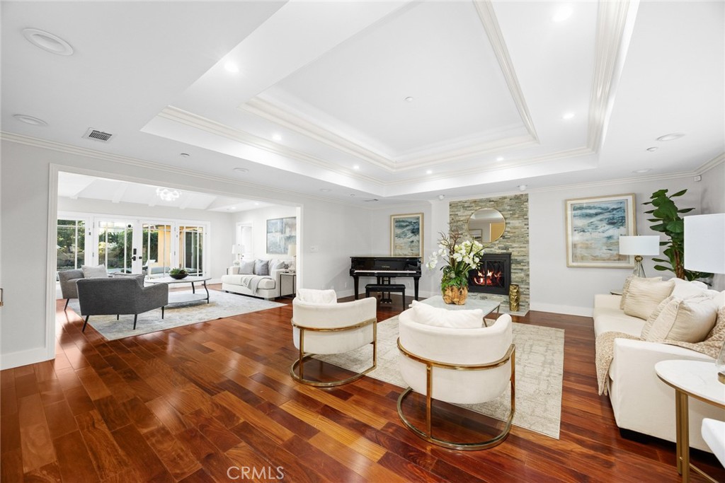 MLS #WS25264004 image #3