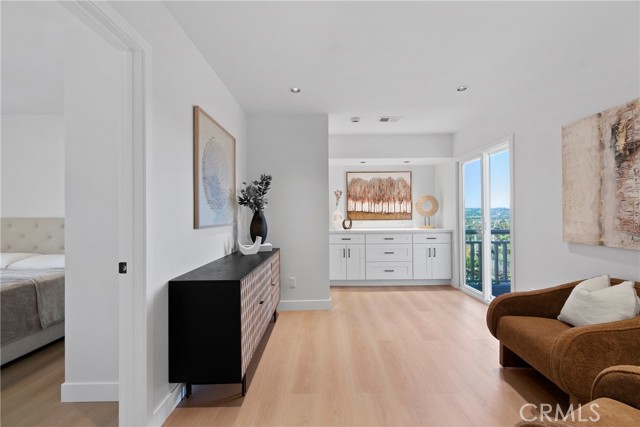 MLS #WS25264023 image #11