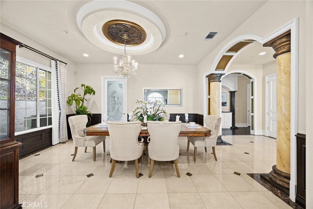 MLS #WS25264028 image #8