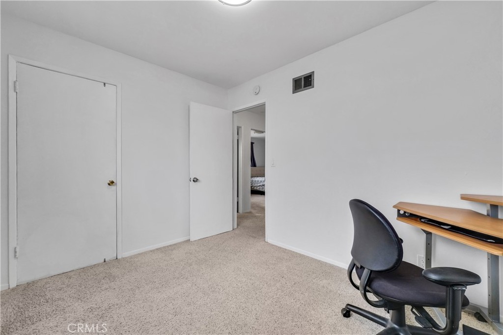 MLS #WS25264284 image #21