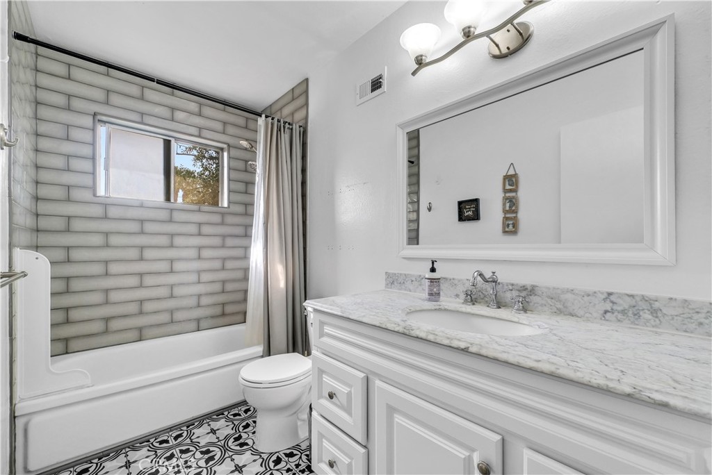 MLS #WS25264284 image #24