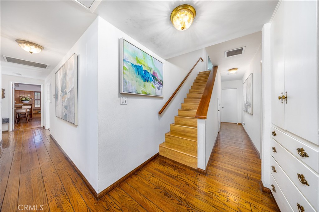 MLS #WS25264294 image #14