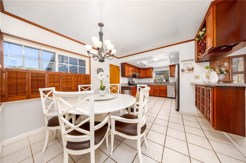 MLS #WS25264294 image #4