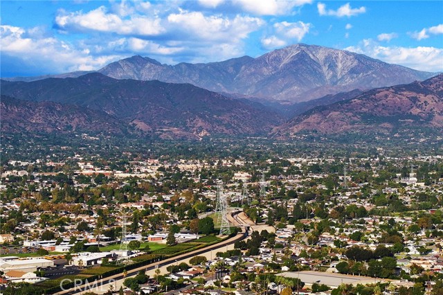 MLS #WS25244100 image #35