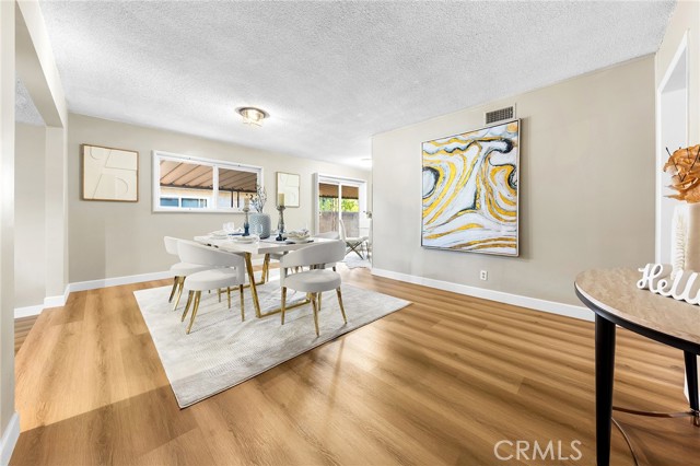 MLS #WS25244100 image #5