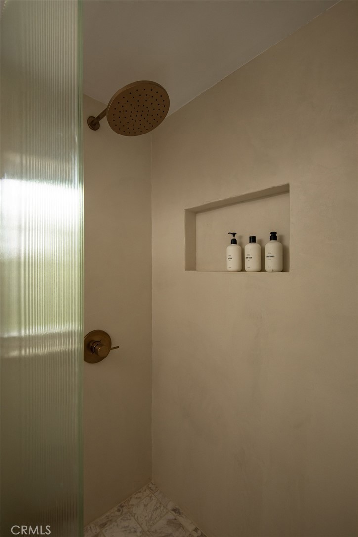 MLS #WS25264396 image #21