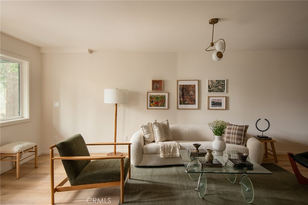 MLS #WS25264396 image #22