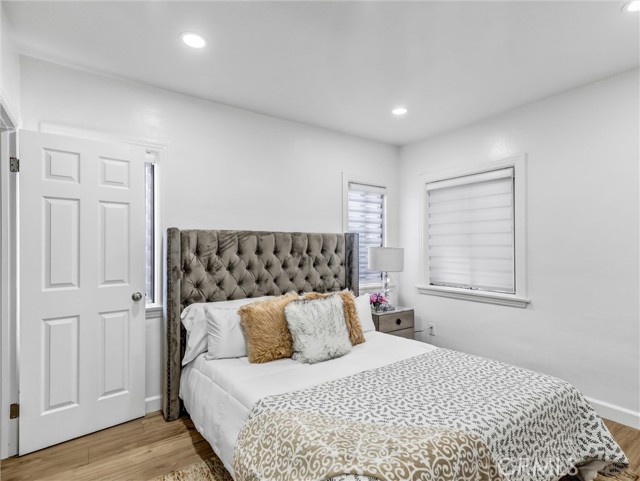 MLS #WS25264494 image #12