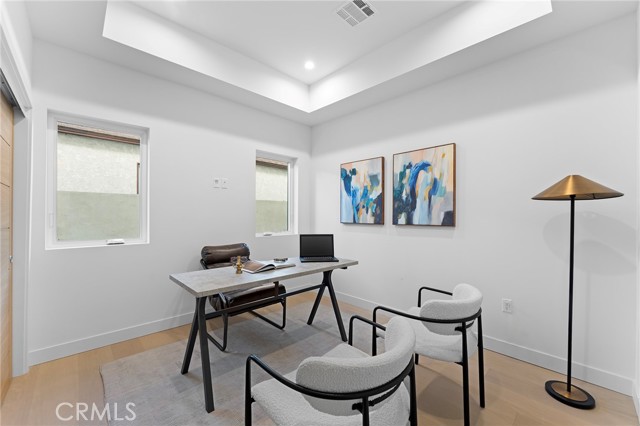 MLS #WS25264856 image #20