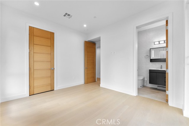 MLS #WS25264856 image #34