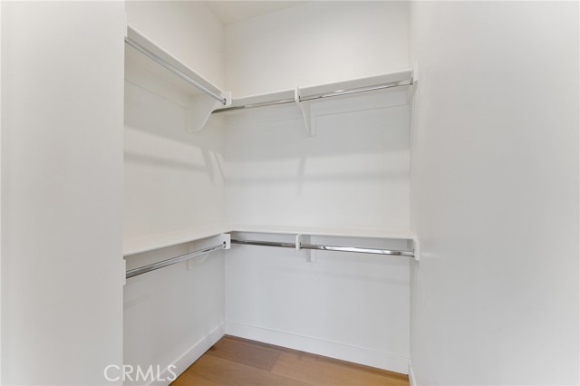 MLS #WS25264856 image #36